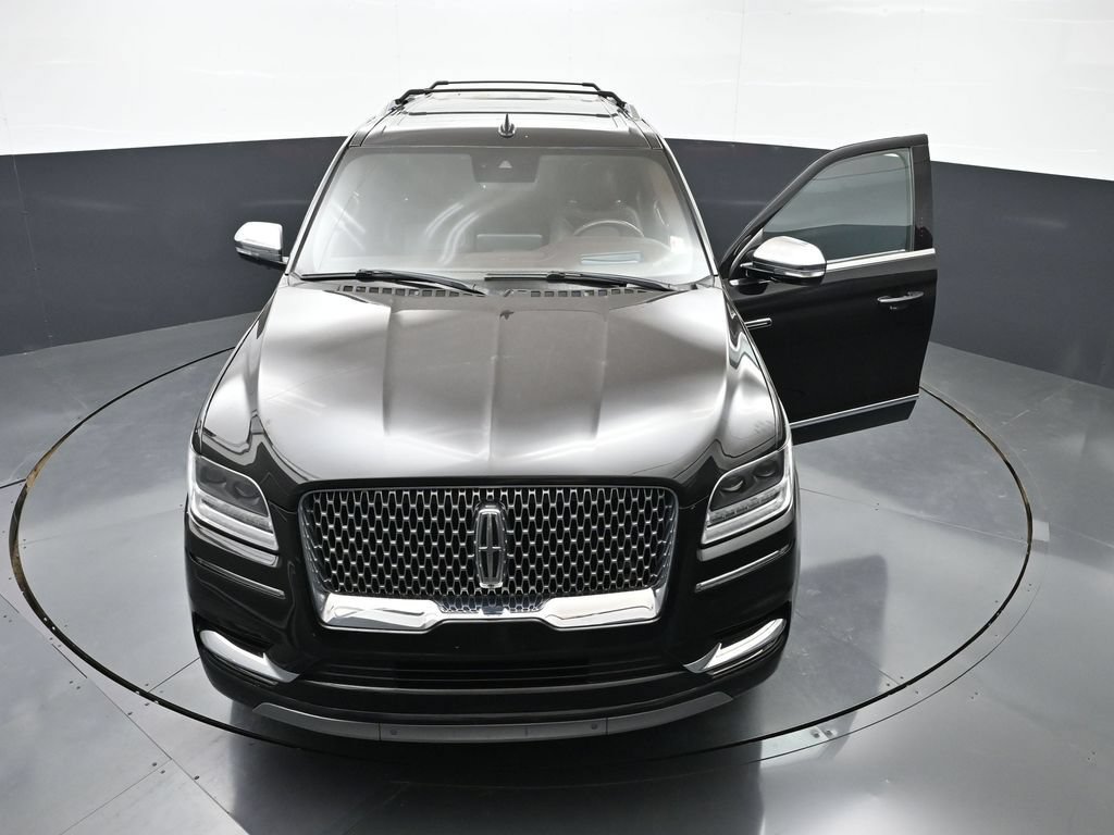Used 2020 Lincoln Navigator L Black Label w/ Cargo Convenience Package AWD/4WD image 46