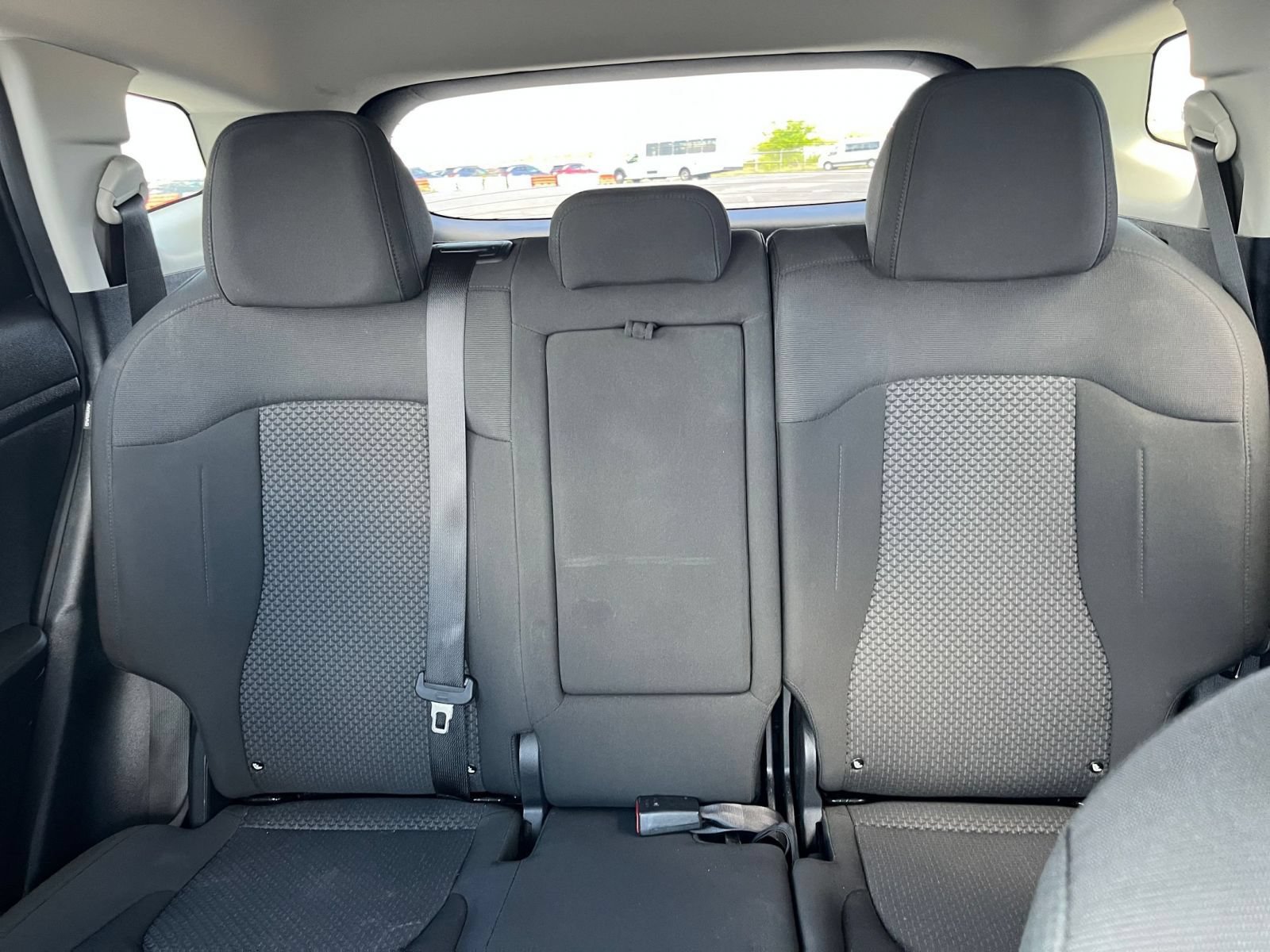 Used 2025 Kia Sportage LX FWD image 32