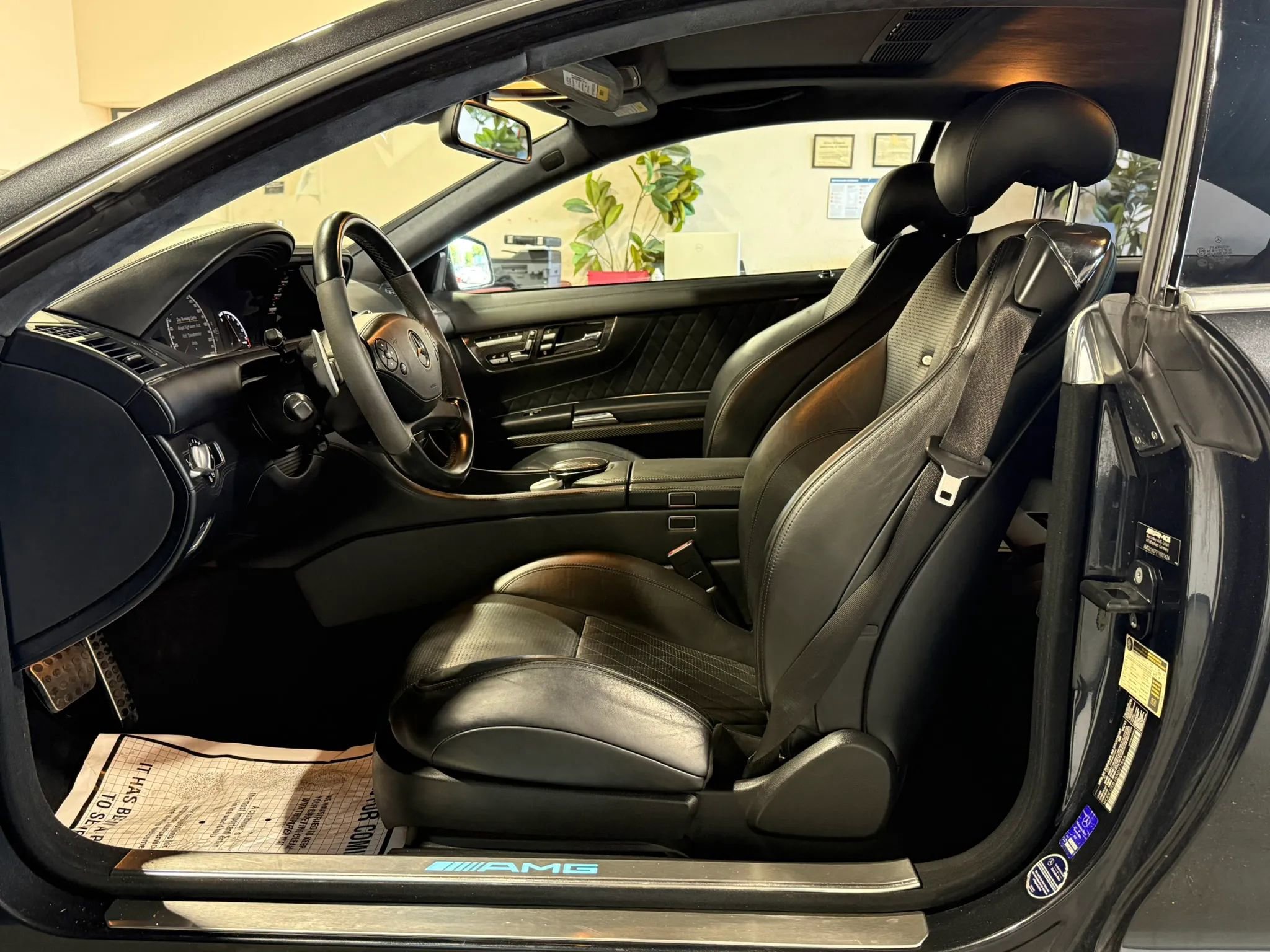 Used 2011 Mercedes-Benz CL 65 AMG image 13