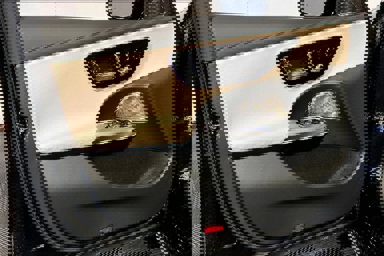 New 2026 Mercedes-Benz E 450 4MATIC Sedan image 11