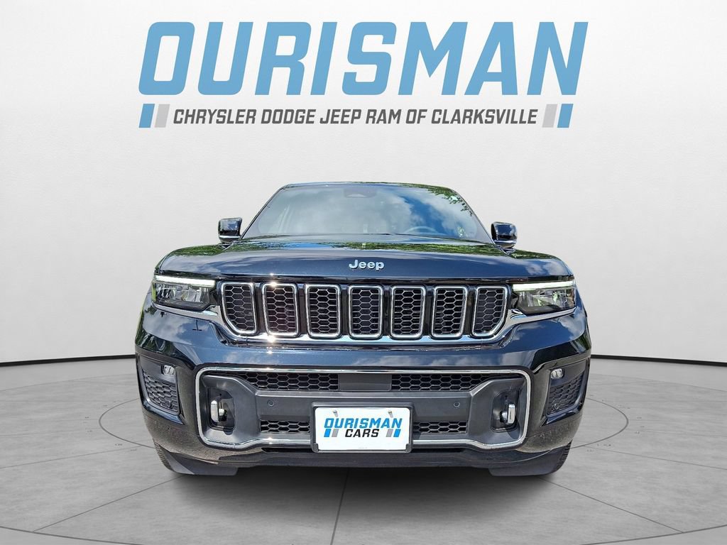 Certified 2023 Jeep Grand Cherokee Overland w/ Luxury Tech Group IV AWD/4WD image 2