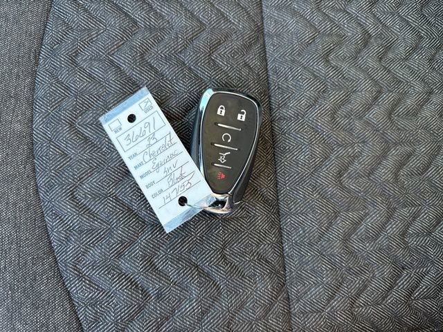 Used 2023 Chevrolet Equinox LT image 24