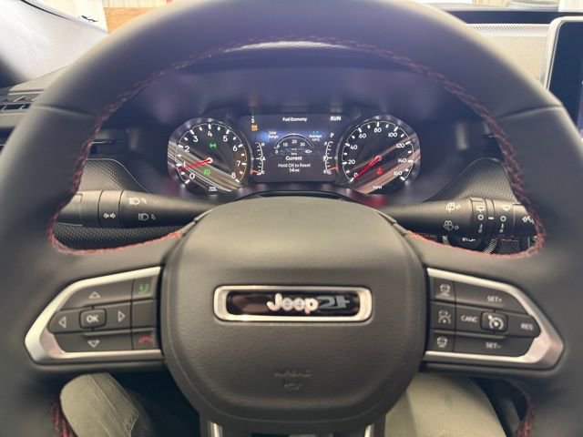 New 2026 Jeep Compass Trailhawk w/ Trailer Tow Group image 6