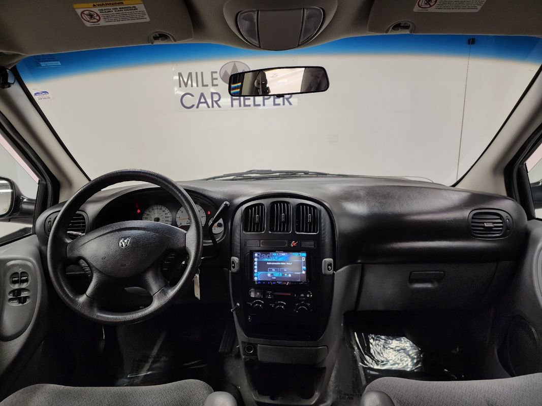 Used 2005 Dodge Grand Caravan SE w/ Popular Equipment Group I image 3