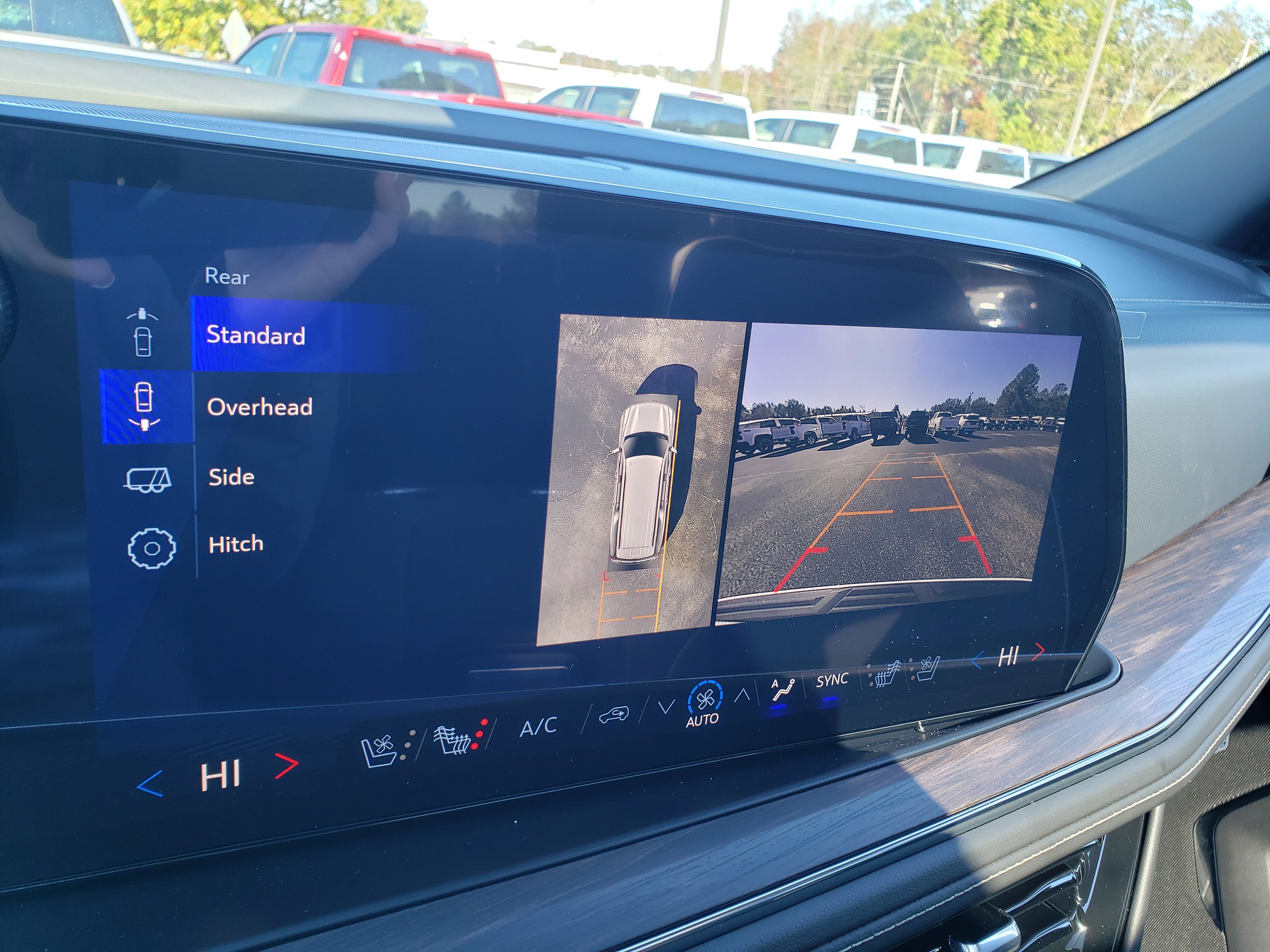 New 2026 Chevrolet Suburban Premier image 38