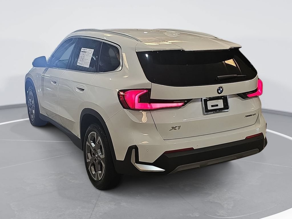 Used 2023 BMW X1 xDrive28i AWD/4WD image 7