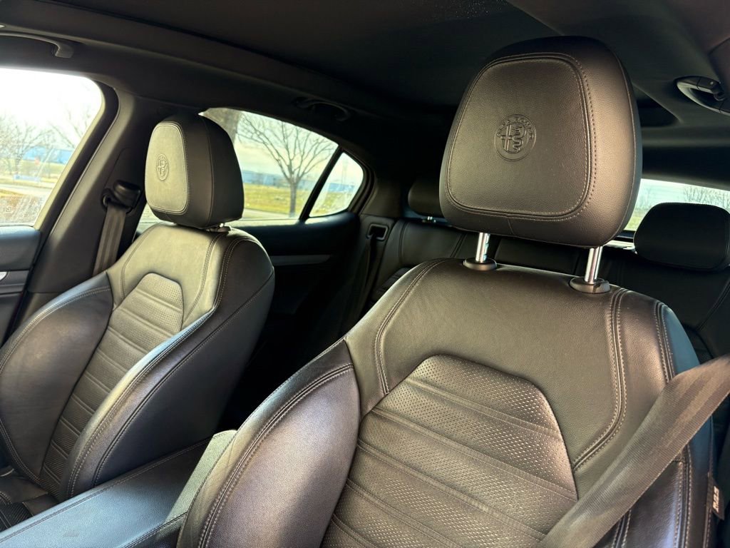Used 2018 Alfa Romeo Stelvio Ti Sport image 26