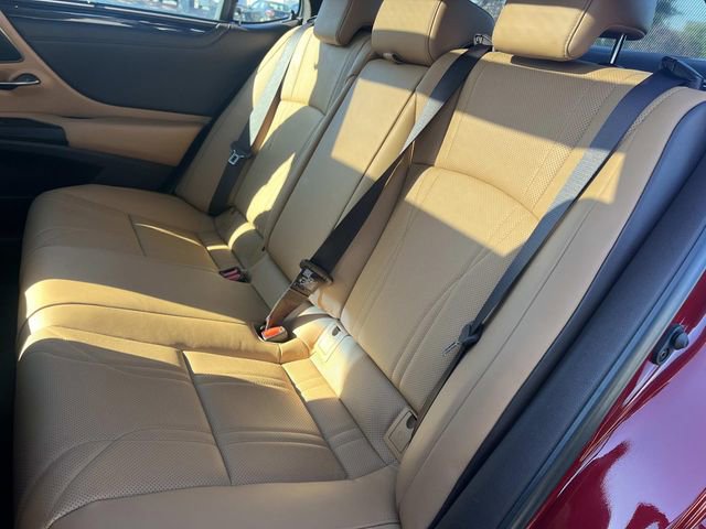 Used 2021 Lexus ES 350 Ultra Luxury w/ Accessory Package 2 FWD image 22