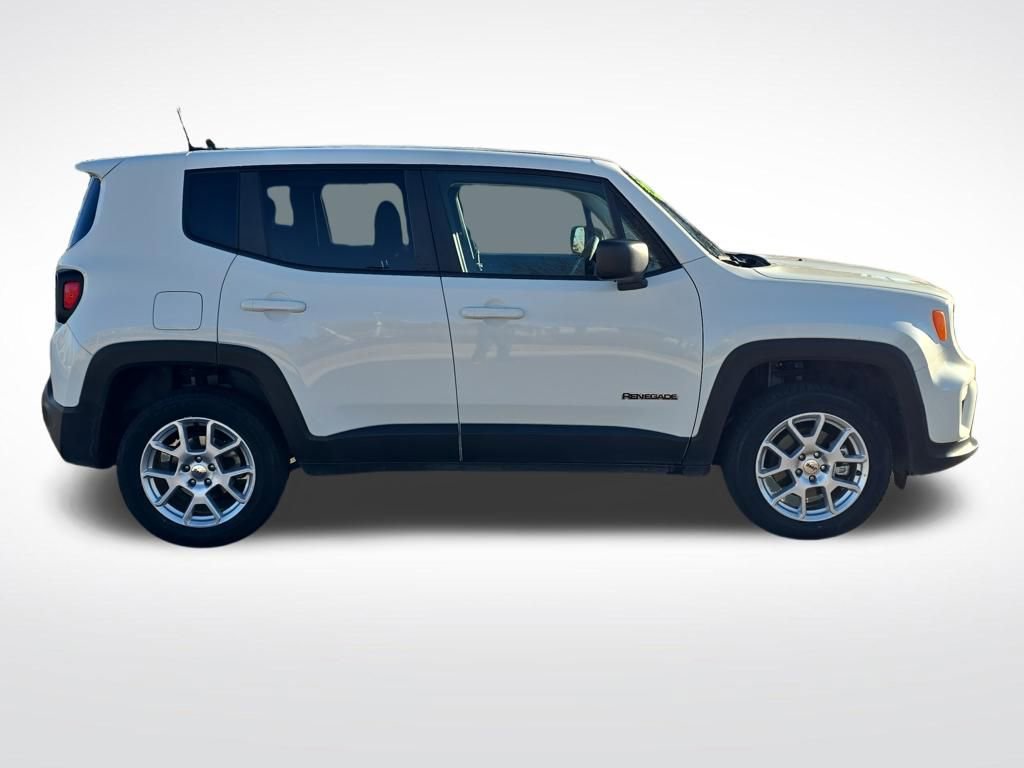 Used 2023 Jeep Renegade Latitude image 8