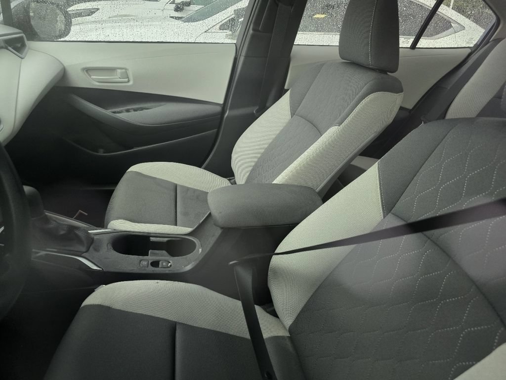 Certified 2026 Toyota Corolla LE FWD image 18