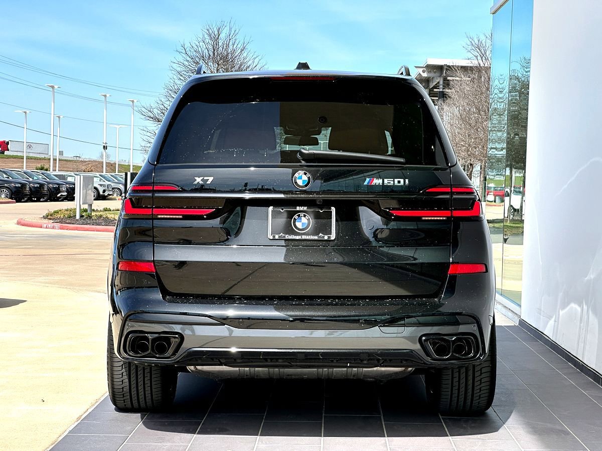 New 2026 BMW X7 M60i image 6
