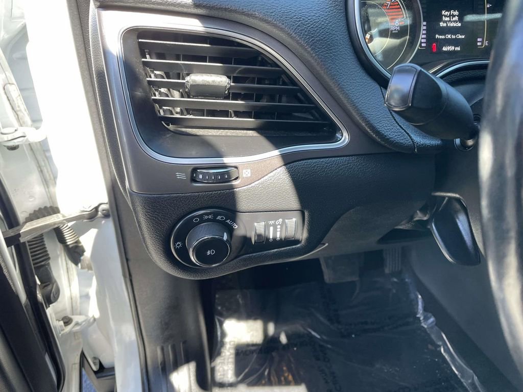 Used 2021 Jeep Cherokee Latitude Lux image 30