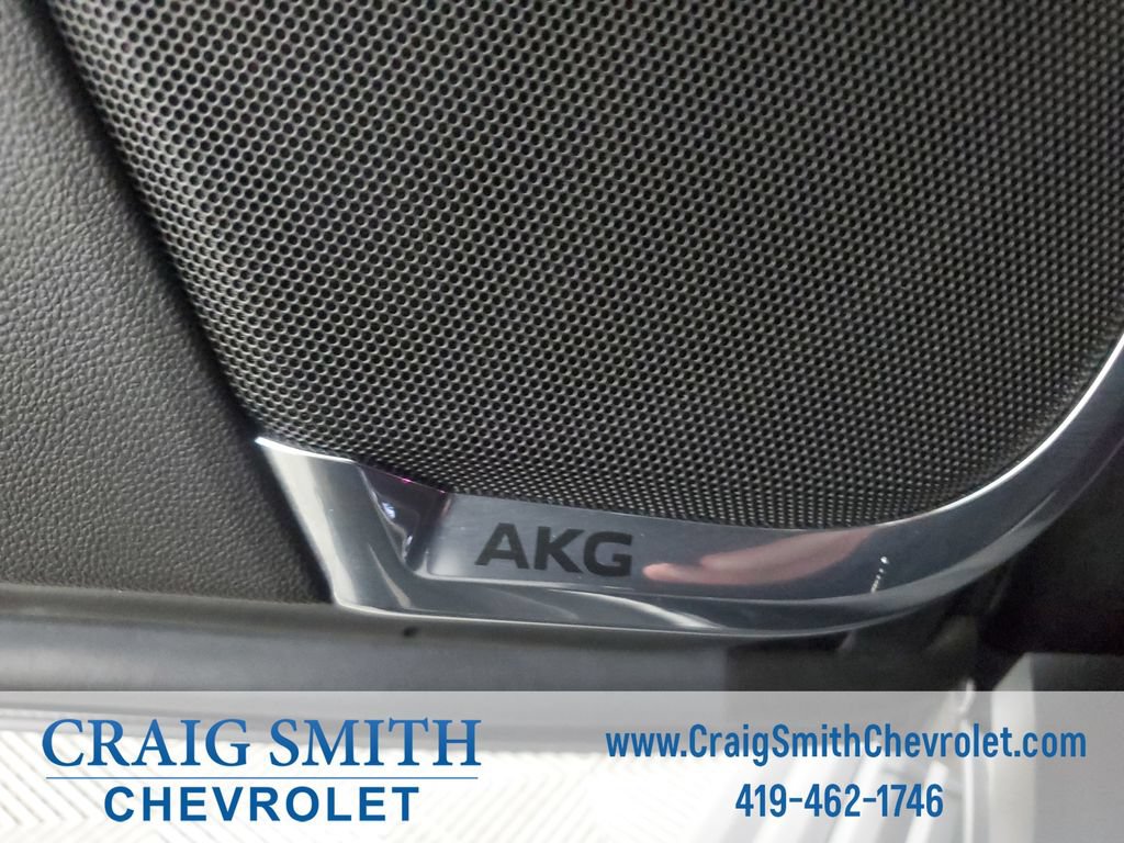 Used 2025 Cadillac Escalade Sport Platinum w/ LPO, Floor Liner Package AWD/4WD image 29