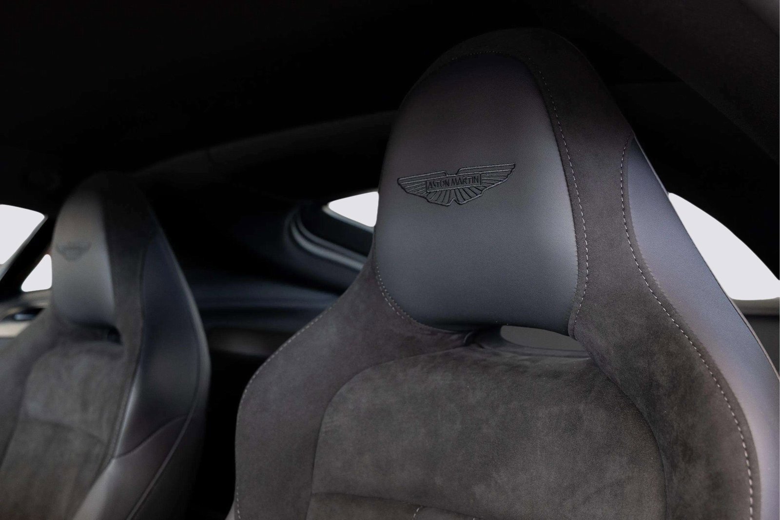 New 2026 Aston Martin V8 Vantage Coupe image 22