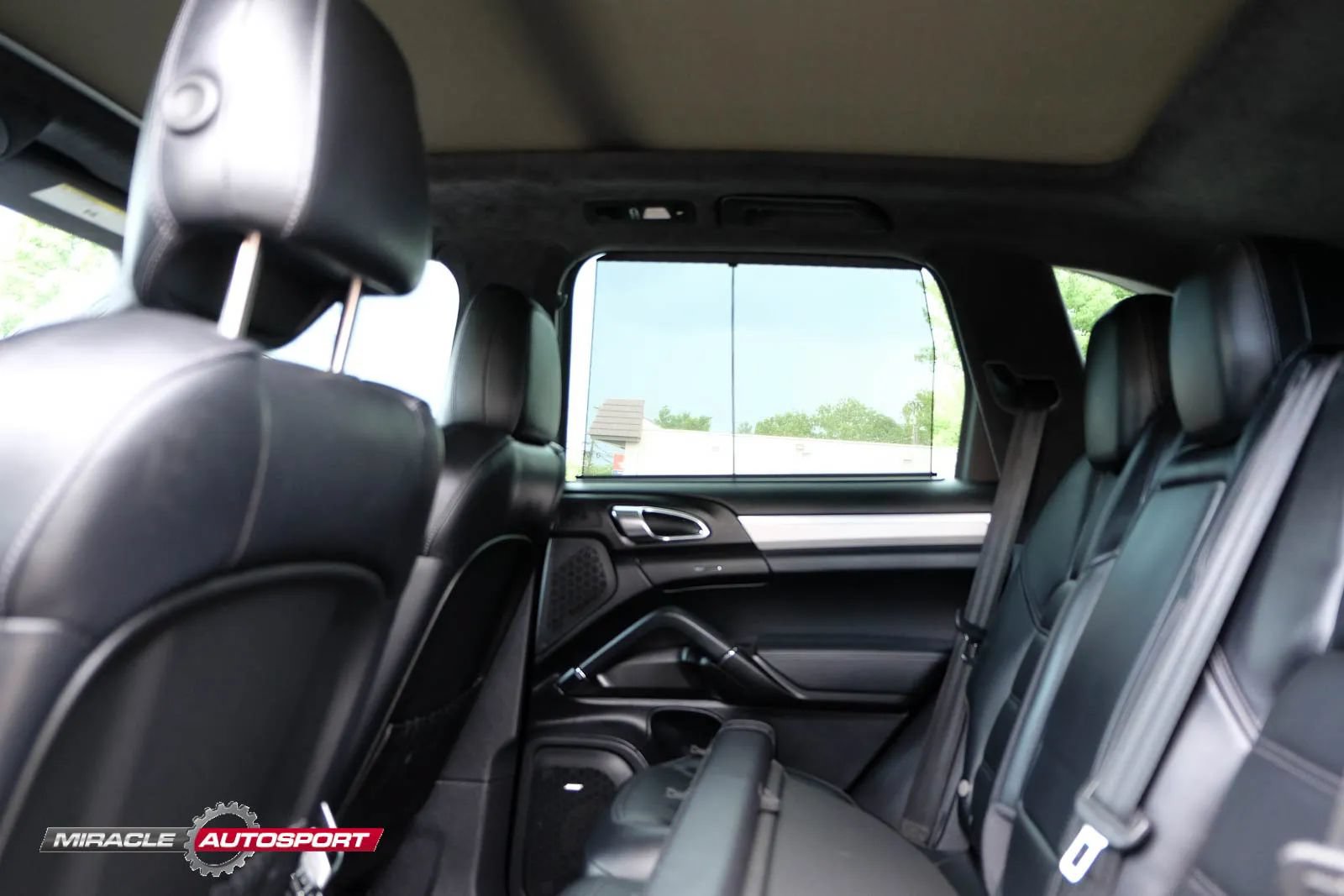 Used 2014 Porsche Cayenne Turbo AWD/4WD image 24
