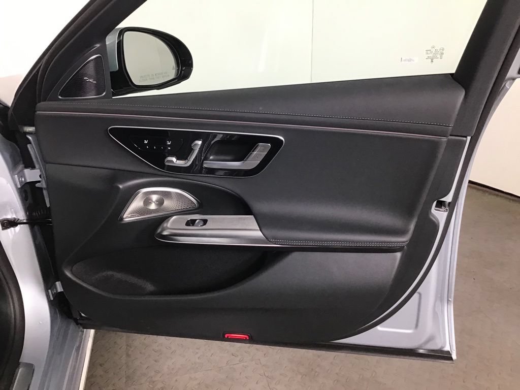 Used 2025 Mercedes-Benz E 450 4MATIC Sedan image 18