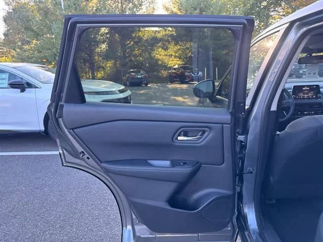 New 2026 Nissan Rogue SV image 21