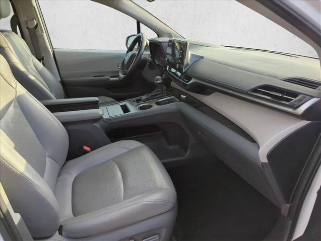 Certified 2021 Toyota Sienna Limited FWD image 27