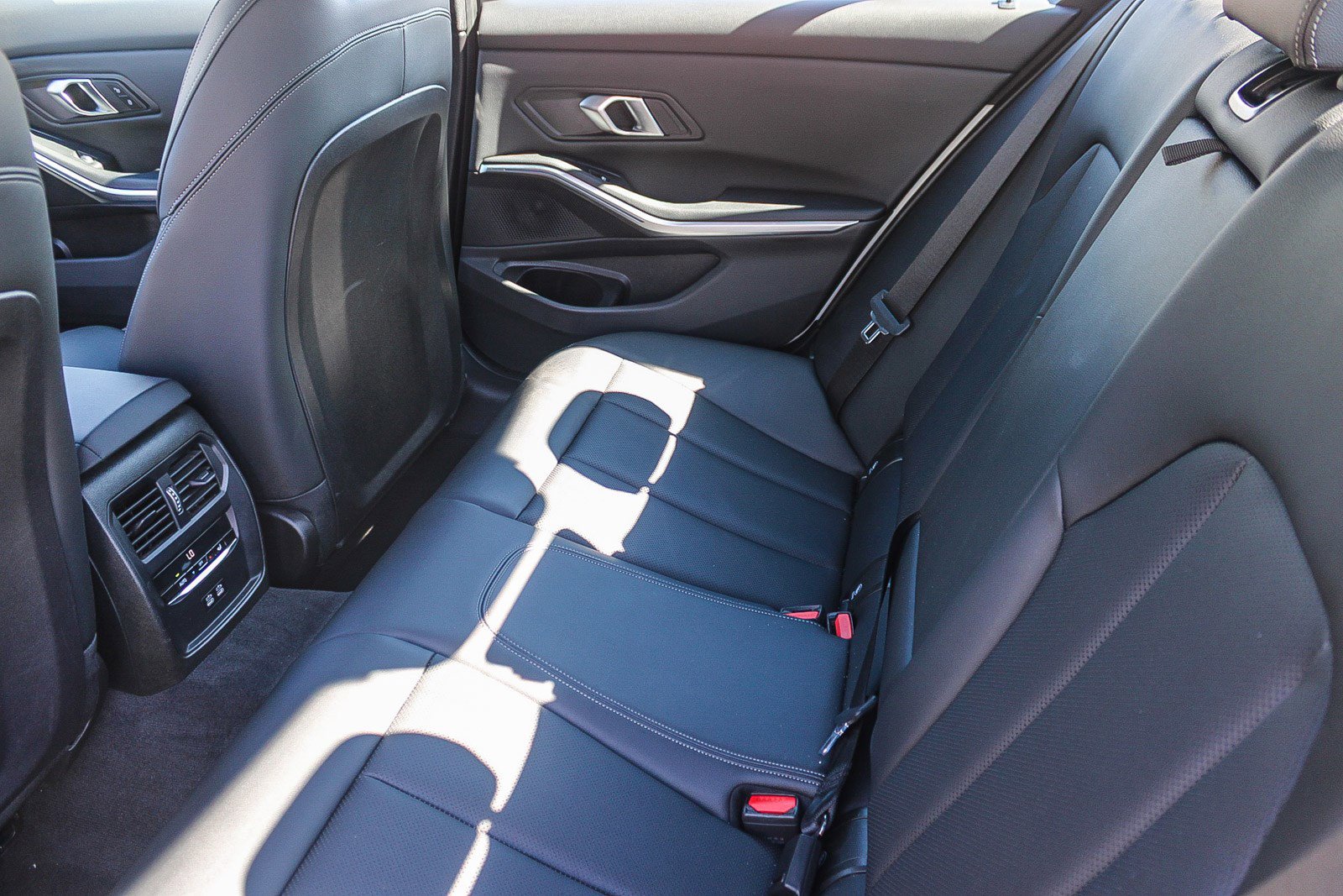 Used 2025 BMW 330i xDrive Sedan image 19