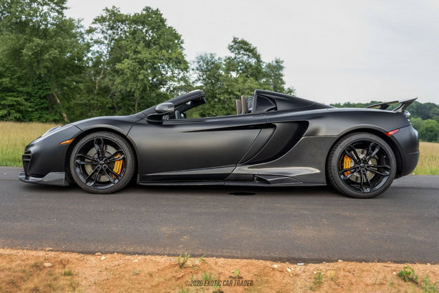 Used 2013 McLaren MP4-12C Spider RWD image 3