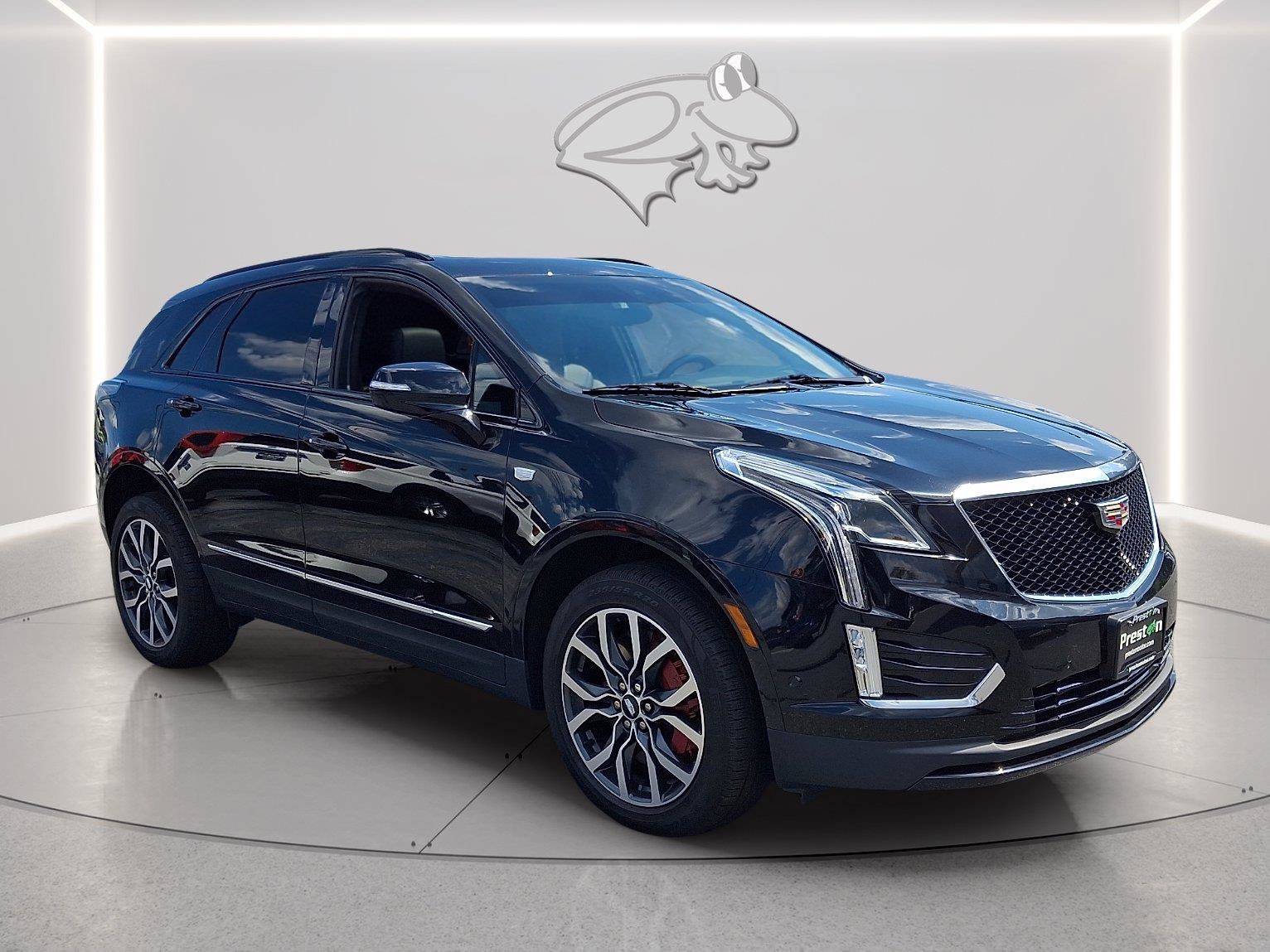 Used 2025 Cadillac XT5 Sportv w/ Technology Package AWD/4WD image 6