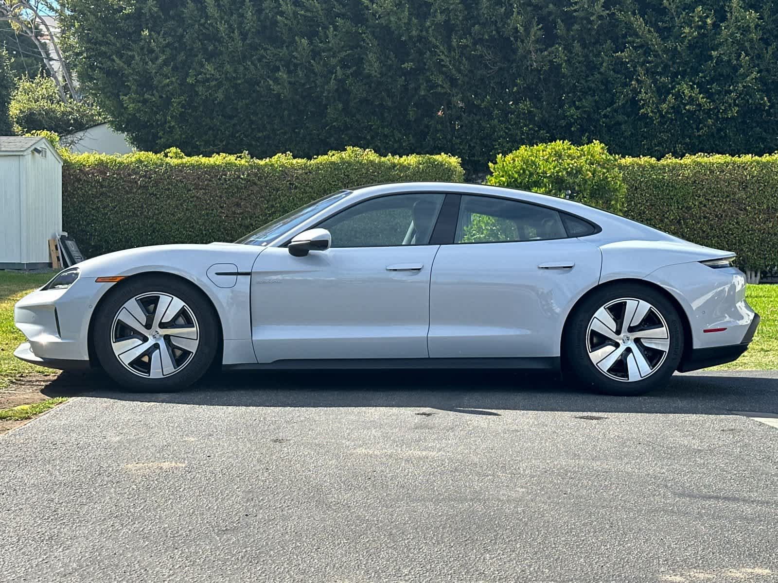 New 2026 Porsche Taycan AWD/4WD image 2
