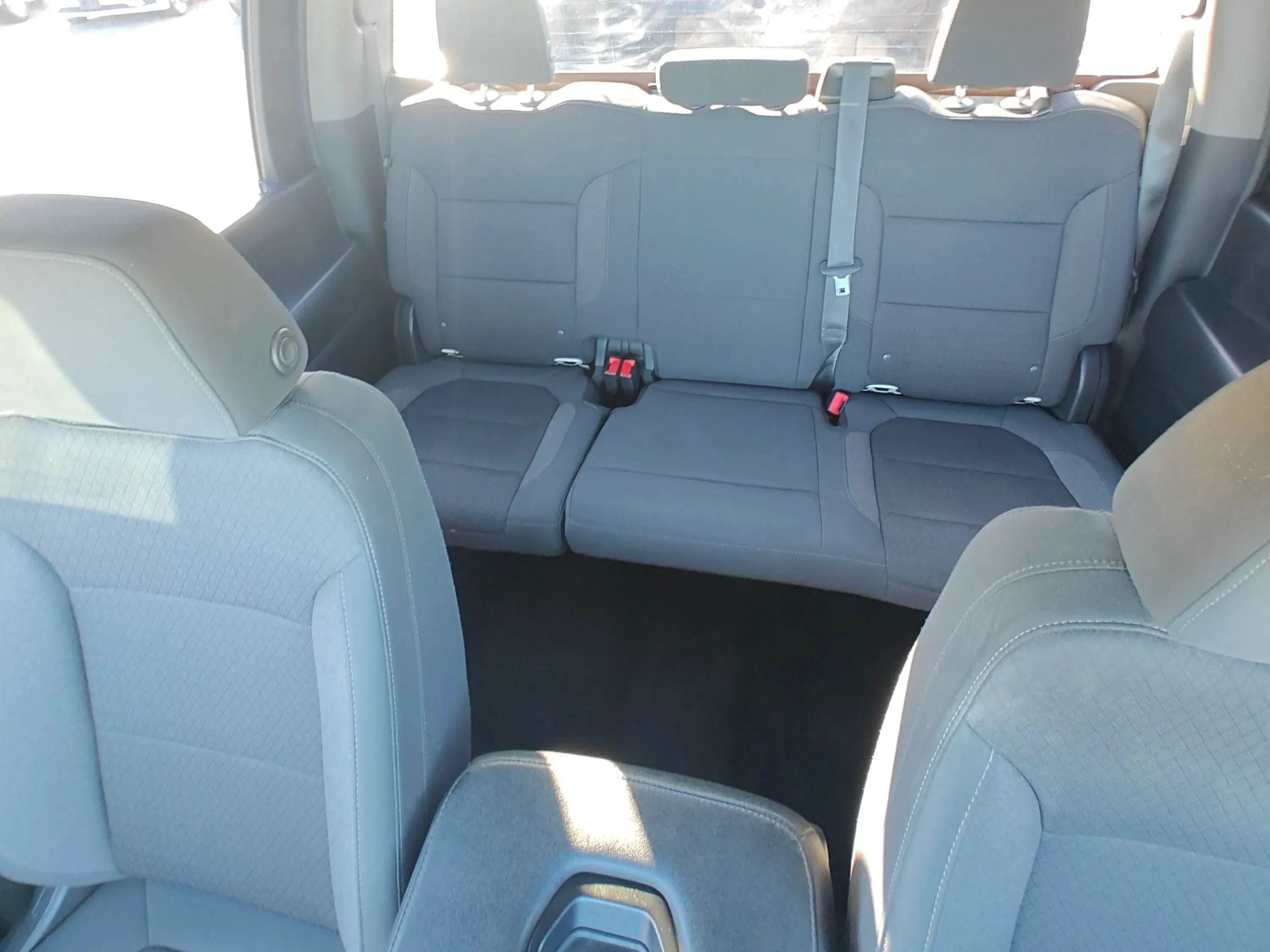 Used 2022 Chevrolet Silverado 2500 Custom w/ Custom Value Package AWD/4WD image 31