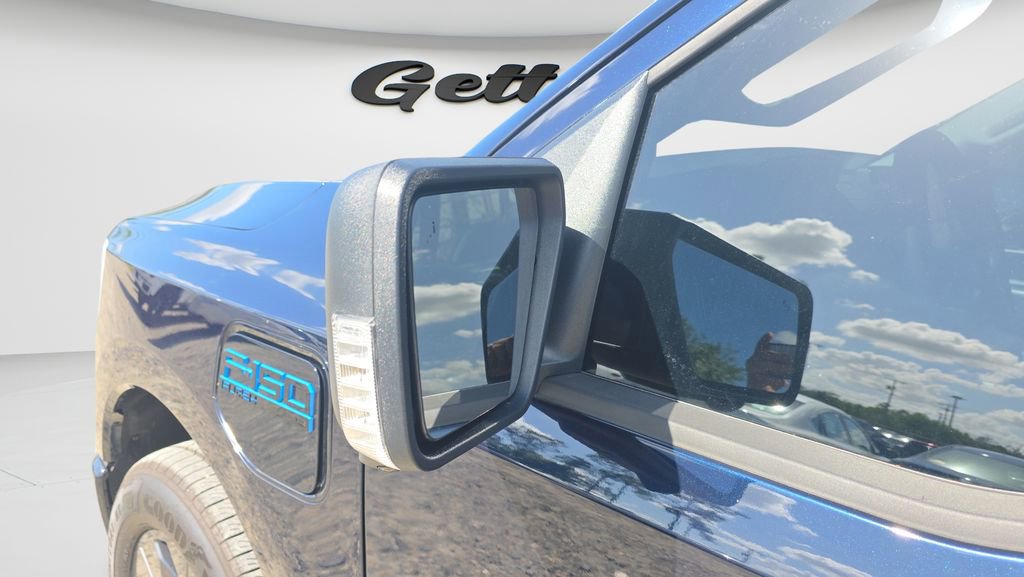 Used 2025 Ford F150 Lightning Flash image 11