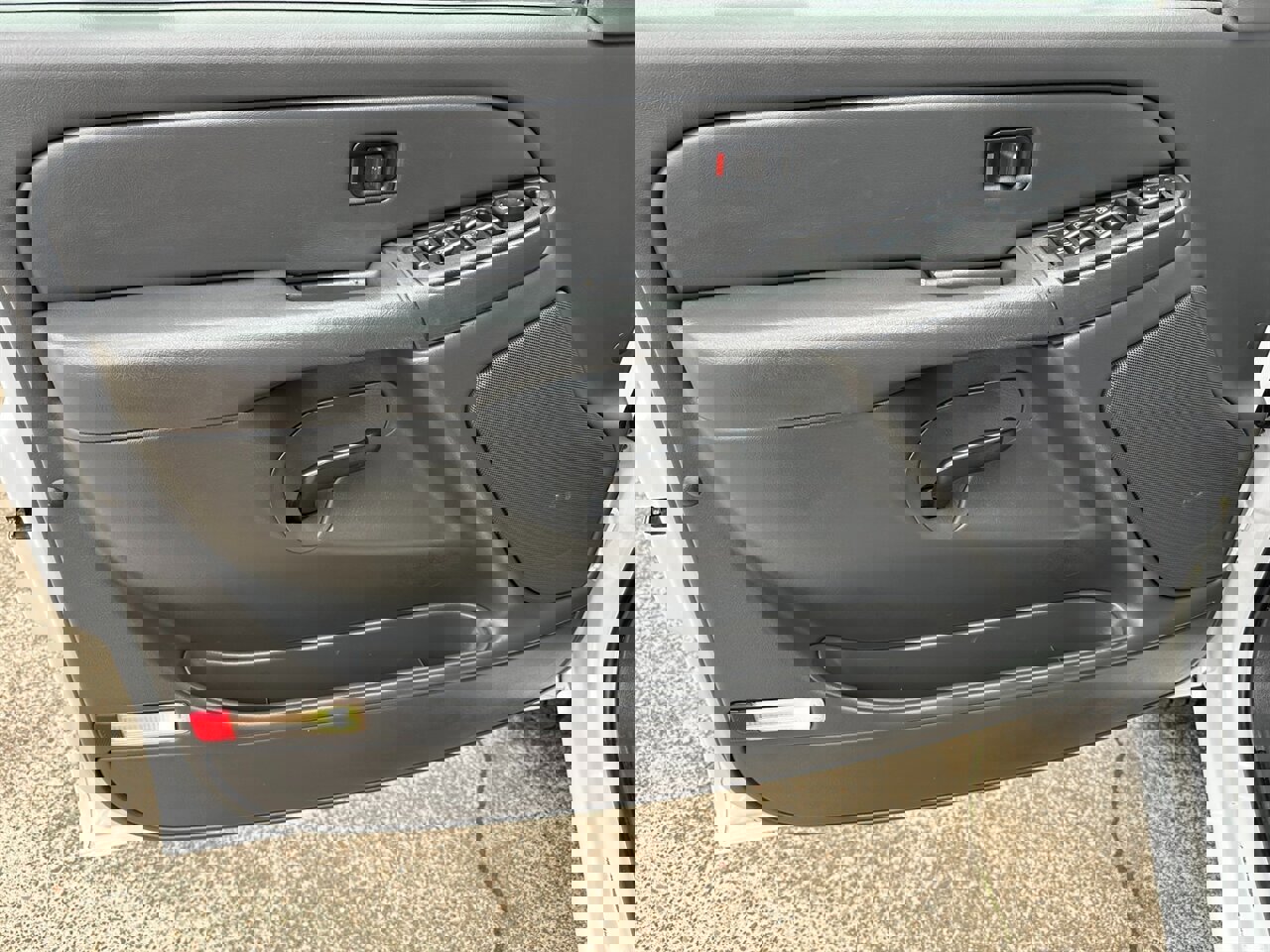 Used 2007 Chevrolet Silverado 2500 LT w/ Heavy-Duty Power Package image 13