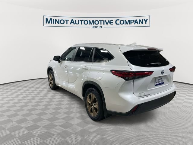 Used 2023 Toyota Highlander Bronze Edition AWD/4WD image 6