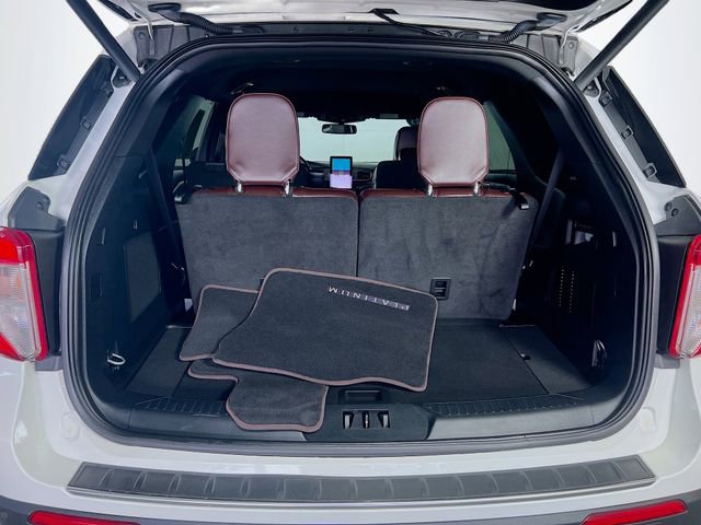 Used 2023 Ford Explorer Platinum w/ Technology Package image 29