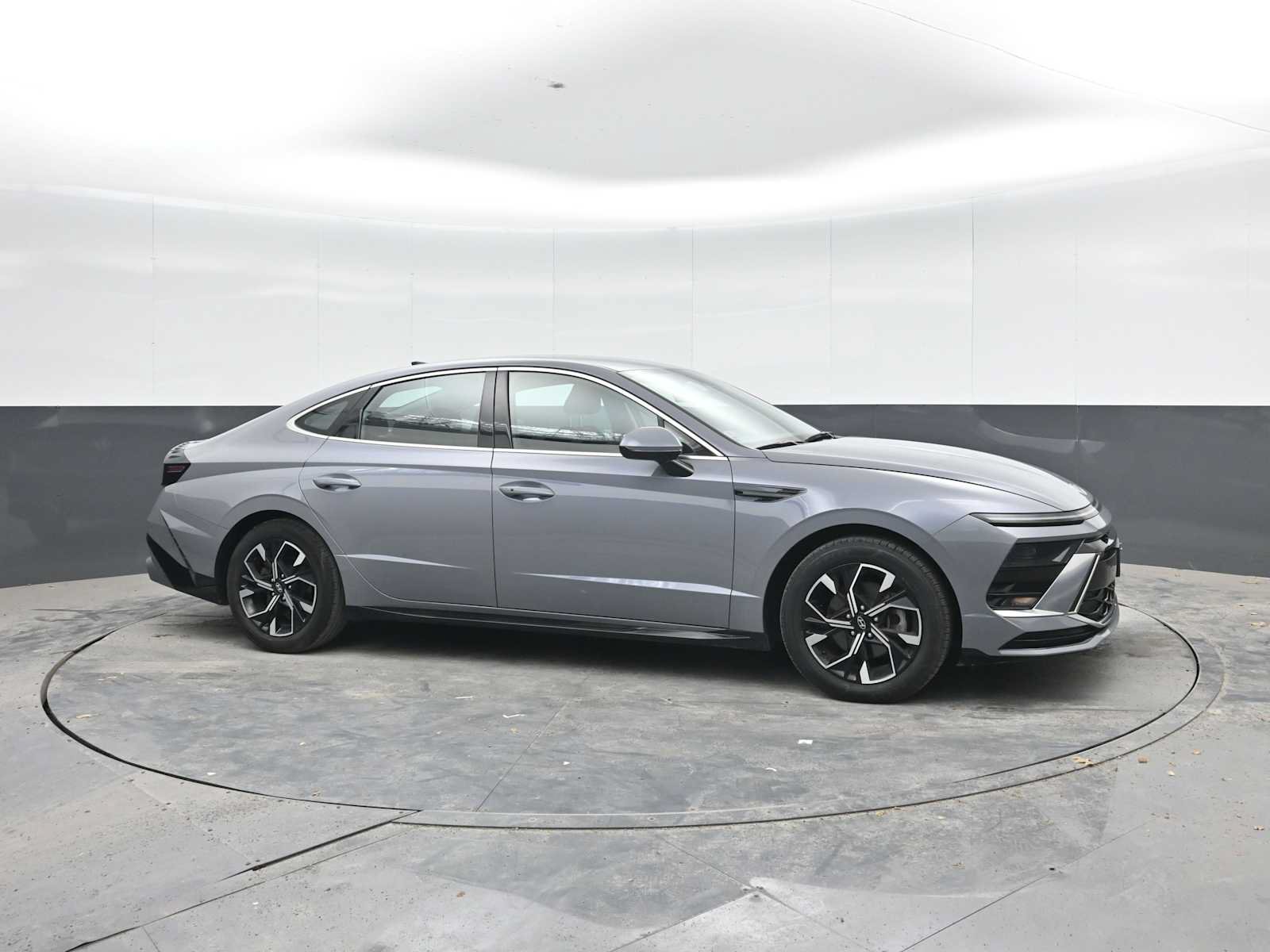 Used 2024 Hyundai Sonata SEL FWD image 8