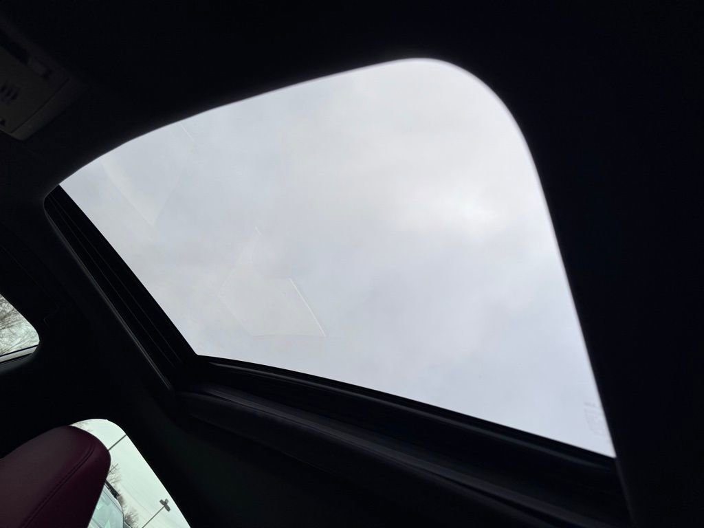 Used 2018 Lexus IS 350 F Sport image 16