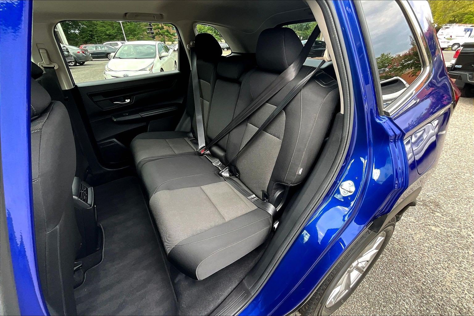 Used 2024 Honda CR-V EX image 28