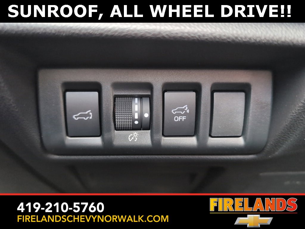 Used 2025 Subaru Outback Premium w/ Popular Package #1A image 24