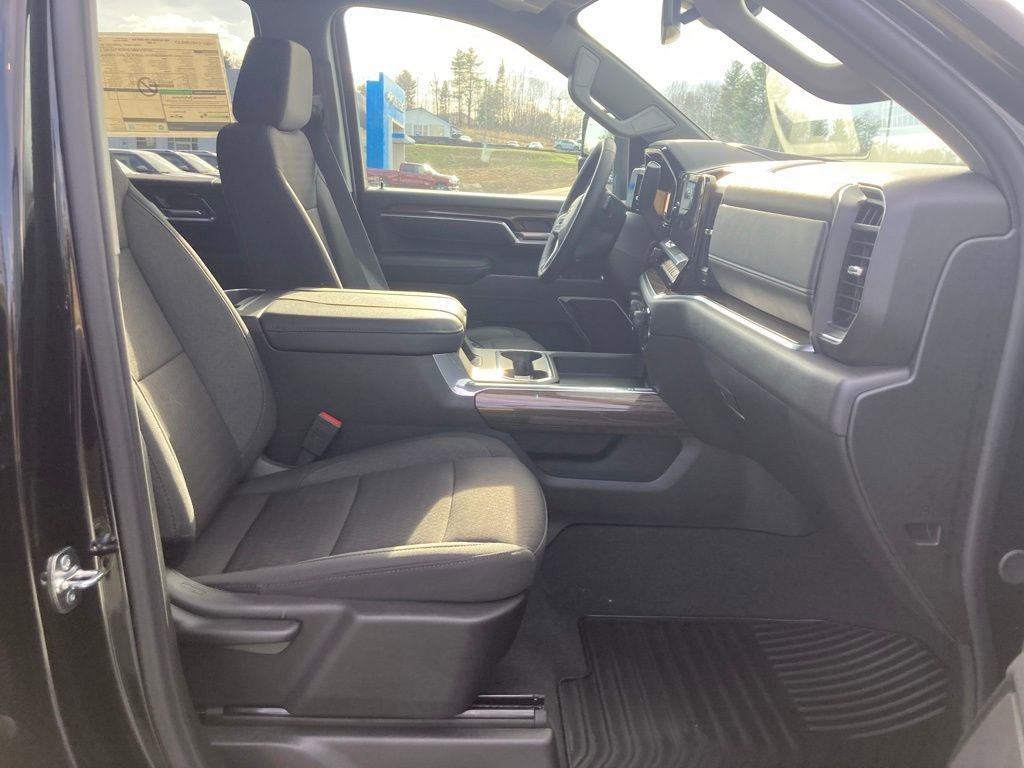 New 2026 Chevrolet Silverado 2500 LT w/ Z71 Chrome Sport Edition image 36