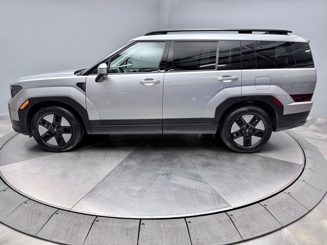 Used 2024 Hyundai Santa Fe SEL image 8