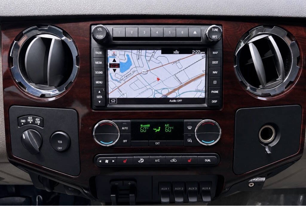 Used 2010 Ford F350 Lariat AWD/4WD image 19