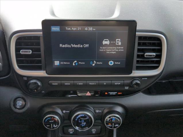 Certified 2024 Hyundai Venue SEL FWD image 13