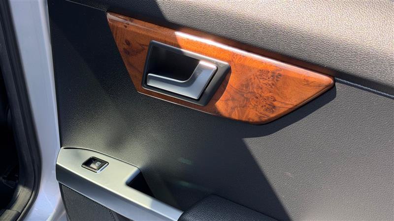 Used 2012 Mercedes-Benz GLK 350 4MATIC image 40
