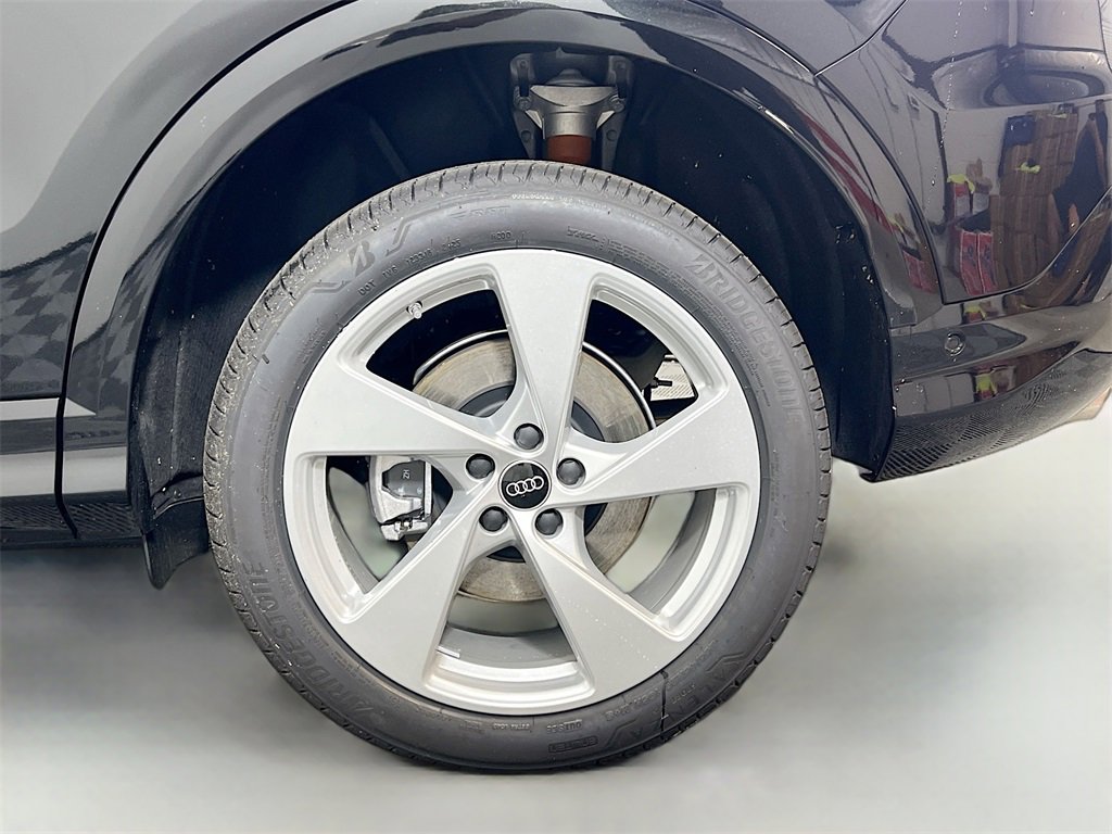 New 2025 Audi Q5 Premium Plus image 33