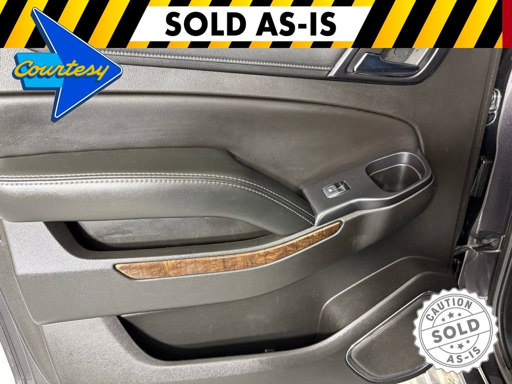 Used 2017 Chevrolet Suburban LT w/ Luxury Package RWD image 34