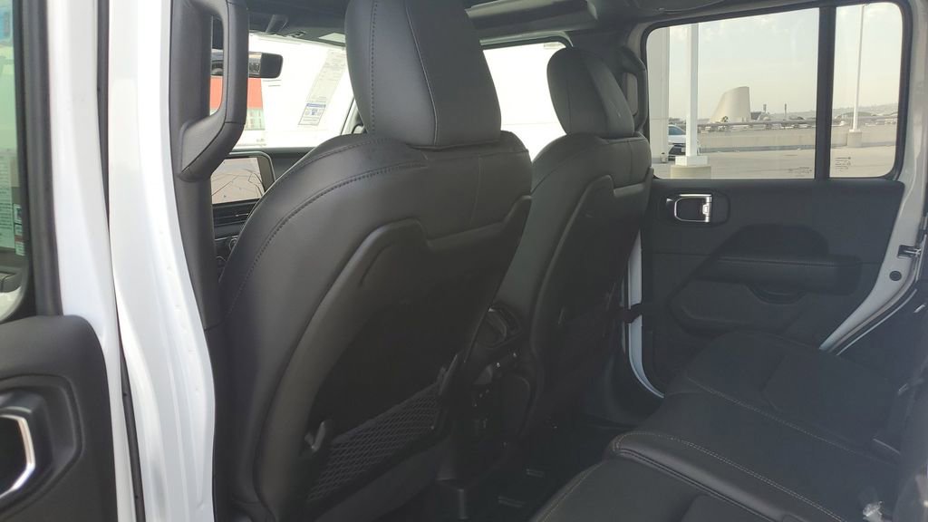 New 2025 Jeep Wrangler Sahara image 14