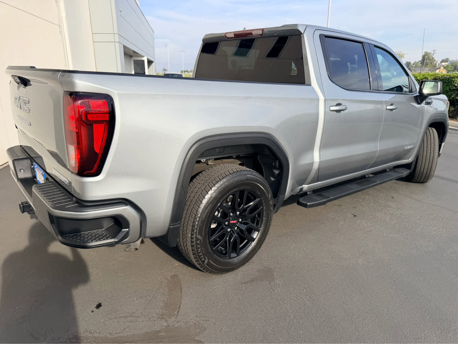 Used 2024 GMC Sierra 1500 Elevation w/ LPO, Elevation Black Package image 6