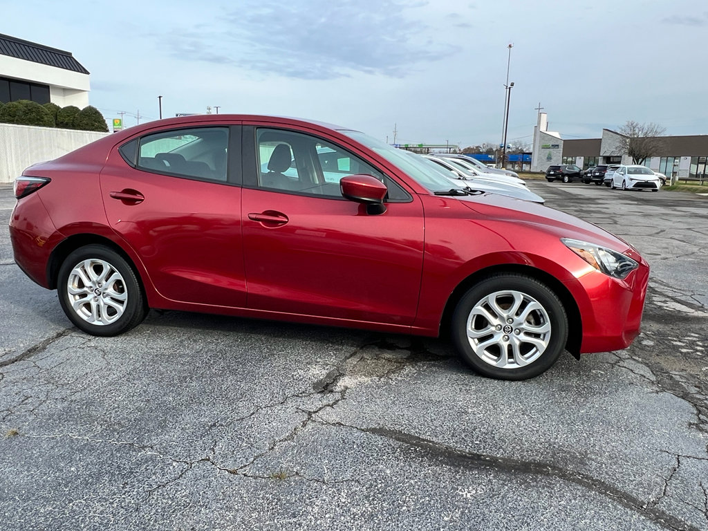 Used 2018 Toyota Yaris iA image 8