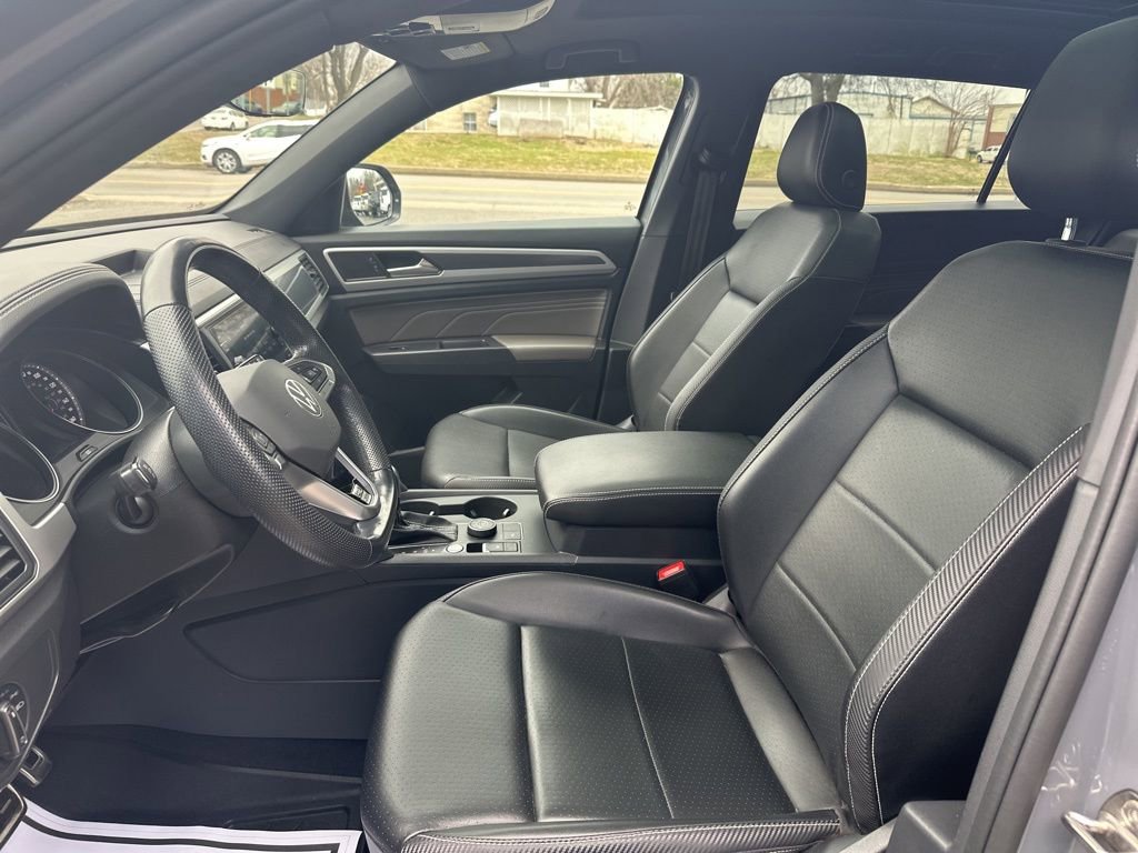 Used 2021 Volkswagen Atlas Cross Sport SE image 20