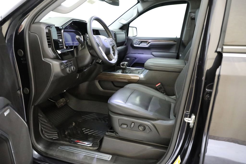 Used 2024 Chevrolet Silverado 1500 RST w/ RST All Star Premium Package image 9
