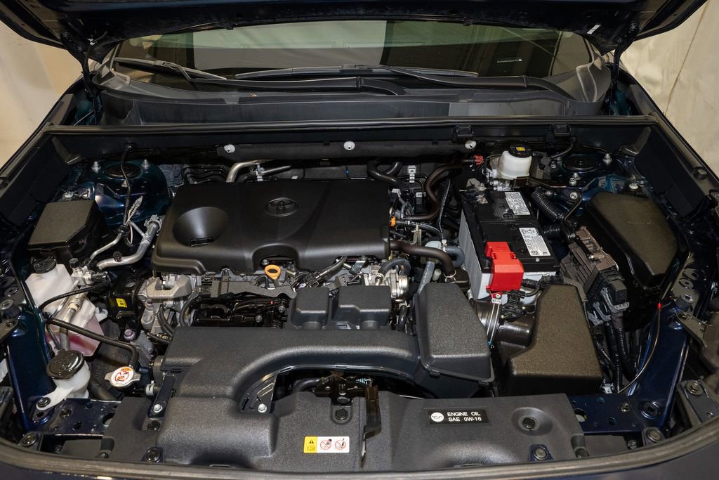 Used 2023 Toyota RAV4 XLE Premium image 20