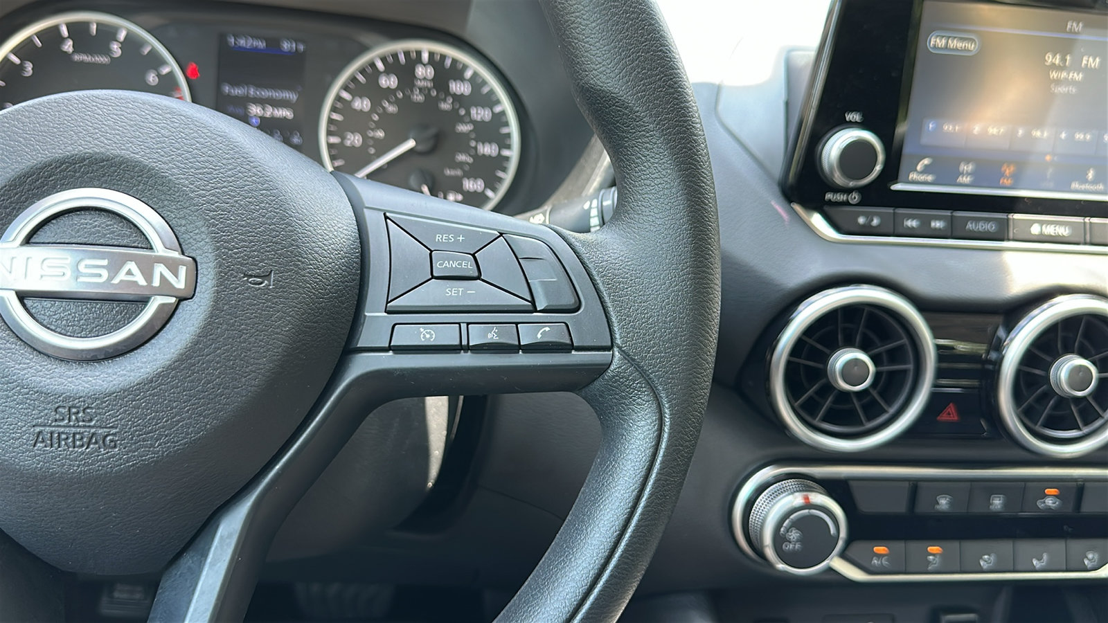 Used 2024 Nissan Sentra S FWD image 15