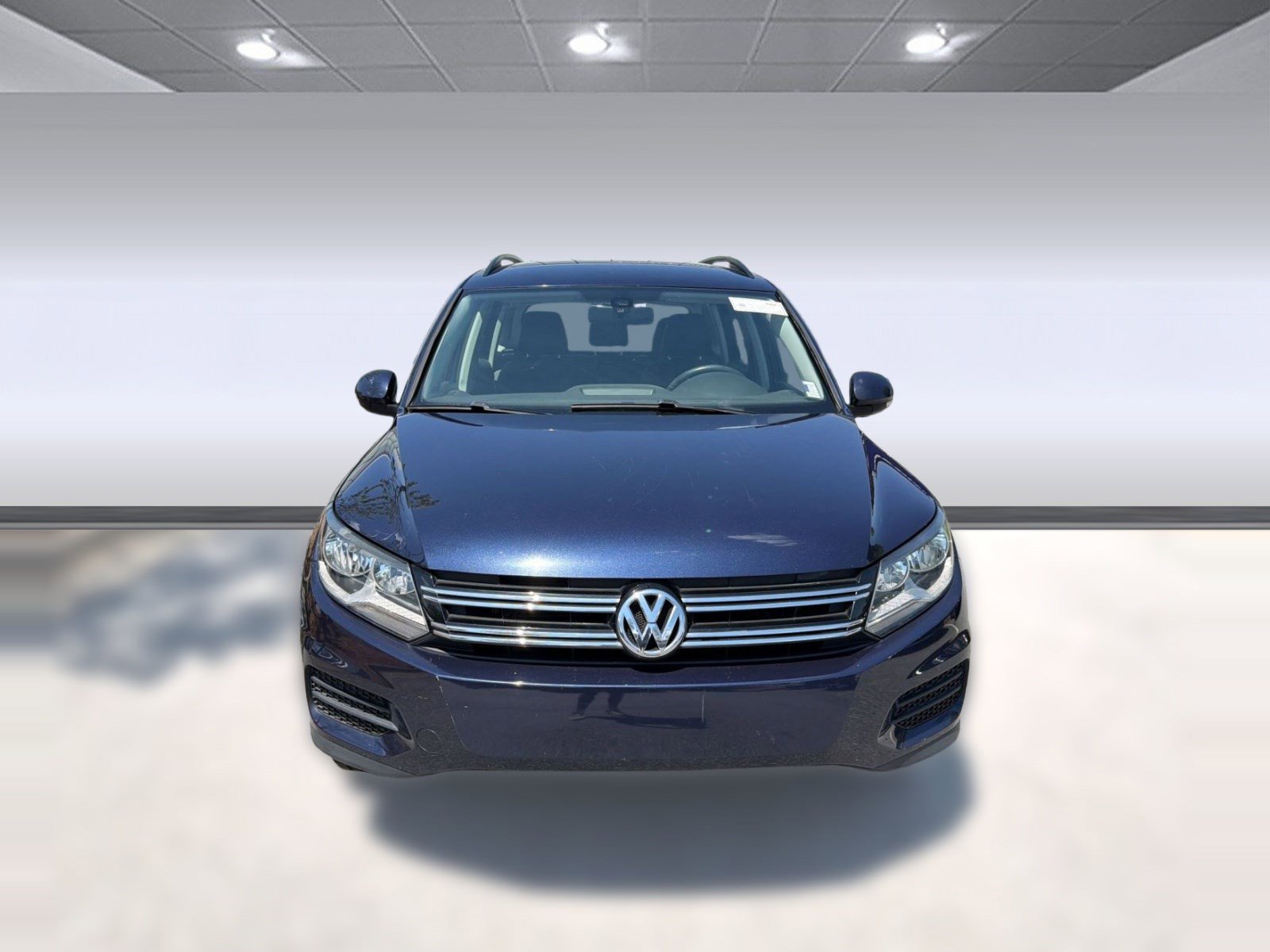 Used 2016 Volkswagen Tiguan S FWD image 6